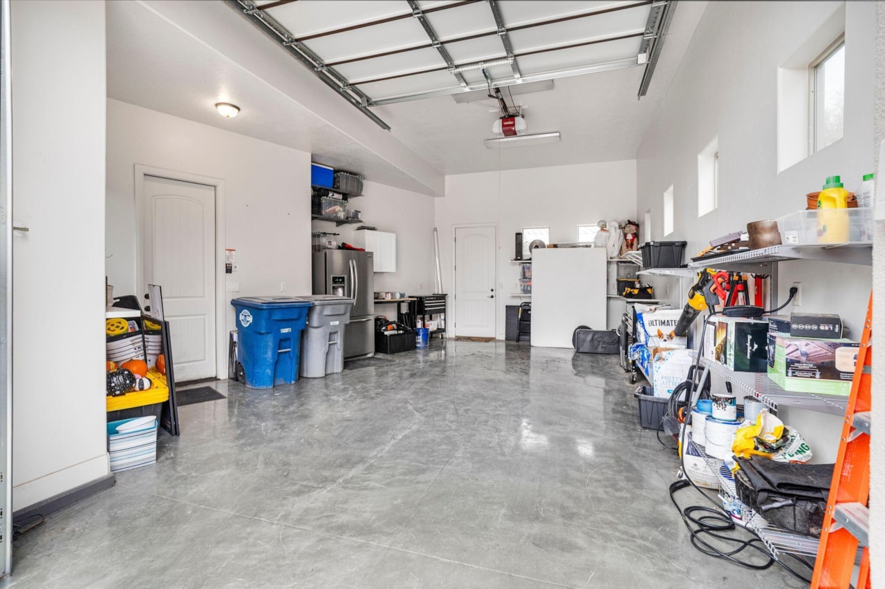 1489 S 2670  E St George, UT 84790 home for sale, MLS#25-266814 - Erika Rogers Photo 37