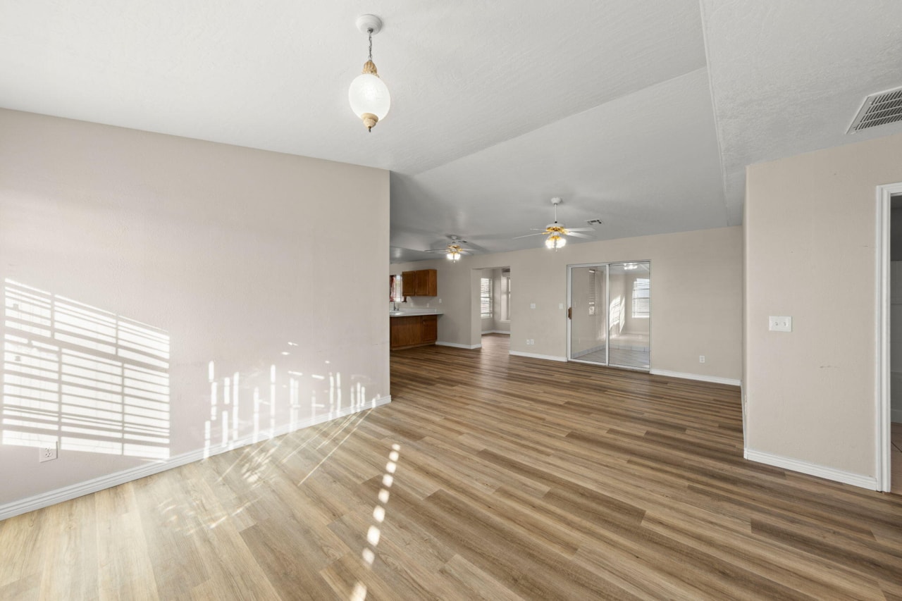 711 E Scenic Dr  N Washington, UT 84780 home for sale, MLS#25-267109 - Erika Rogers Photo 4