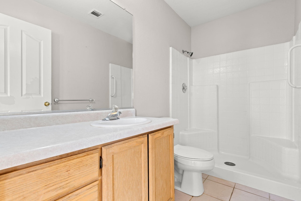 711 E Scenic Dr  N Washington, UT 84780 home for sale, MLS#25-267109 - Erika Rogers Photo 18