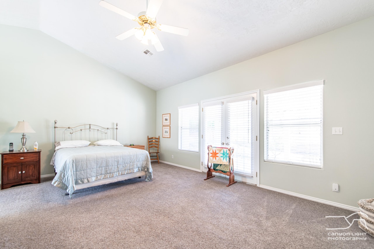 1657 W Ute RD St George, UT 84790 home for sale, MLS#25-267110 - Erika Rogers Photo 17