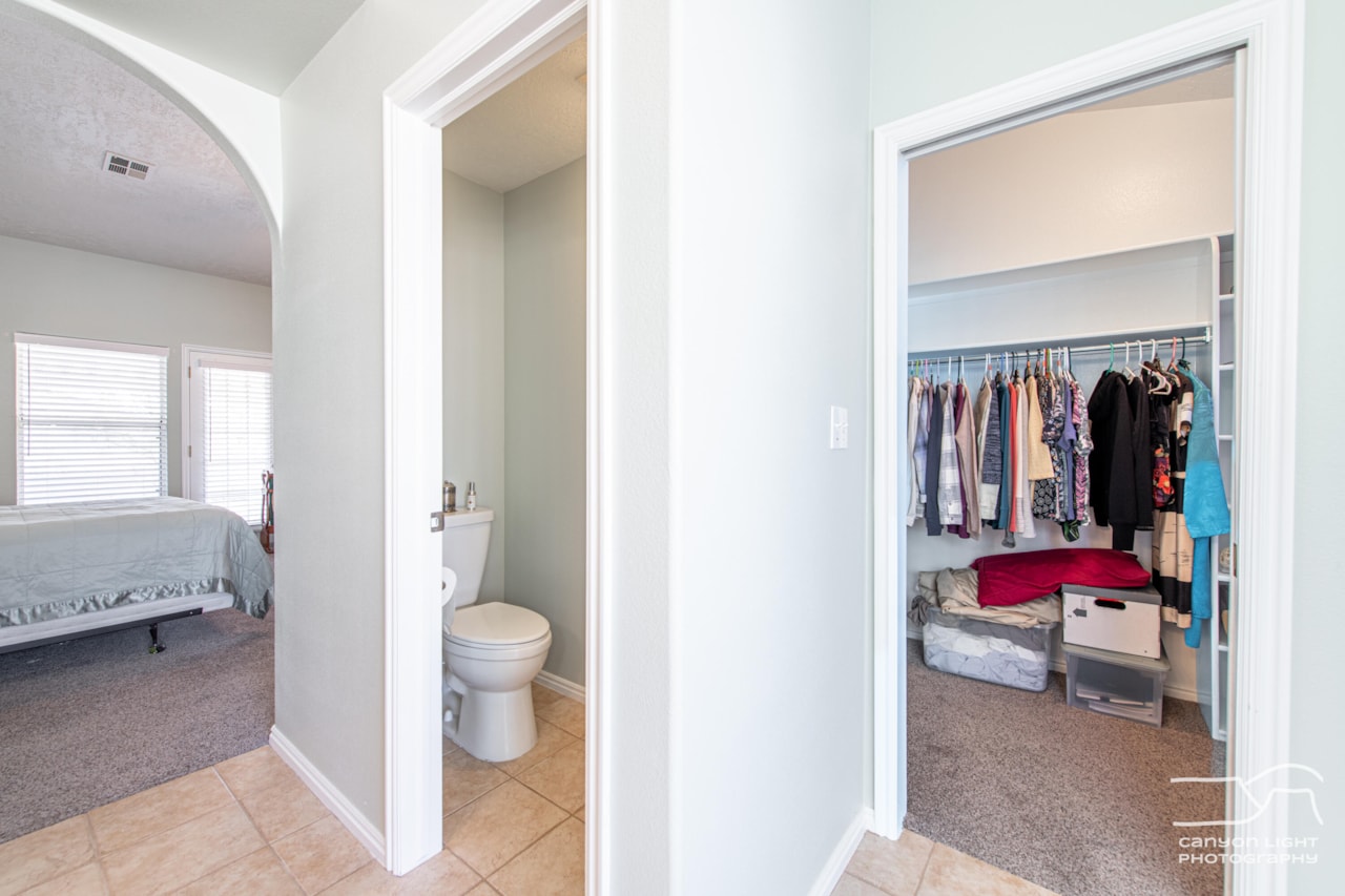 1657 W Ute RD St George, UT 84790 home for sale, MLS#25-267110 - Erika Rogers Photo 20