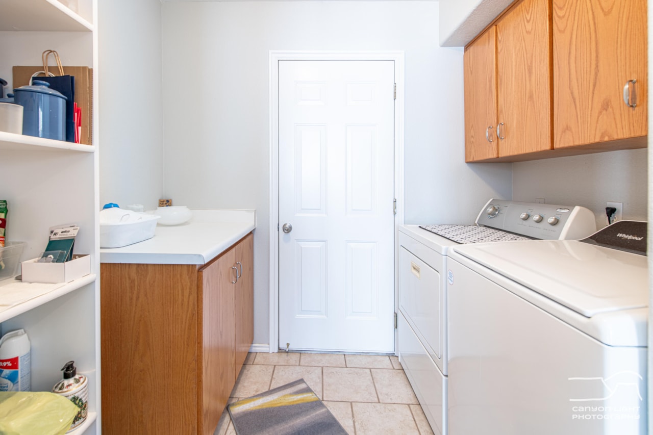 1657 W Ute RD St George, UT 84790 home for sale, MLS#25-267110 - Erika Rogers Photo 29