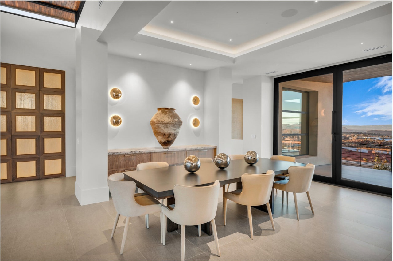 63 E Colima RD Washington, UT 84780 home for sale, MLS#25-258462 - Erika Rogers Photo 6