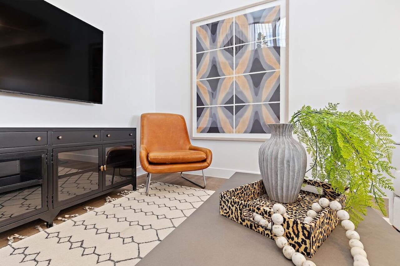 1069 W Albertine LN St George, UT 84790 home for sale, MLS#25-266655 - Erika Rogers Photo 12