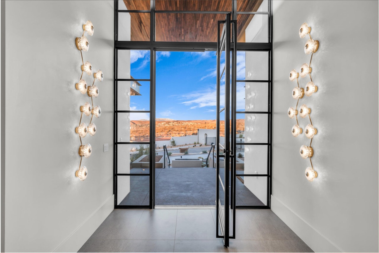 63 E Colima RD Washington, UT 84780 home for sale, MLS#25-258462 - Erika Rogers Photo 11