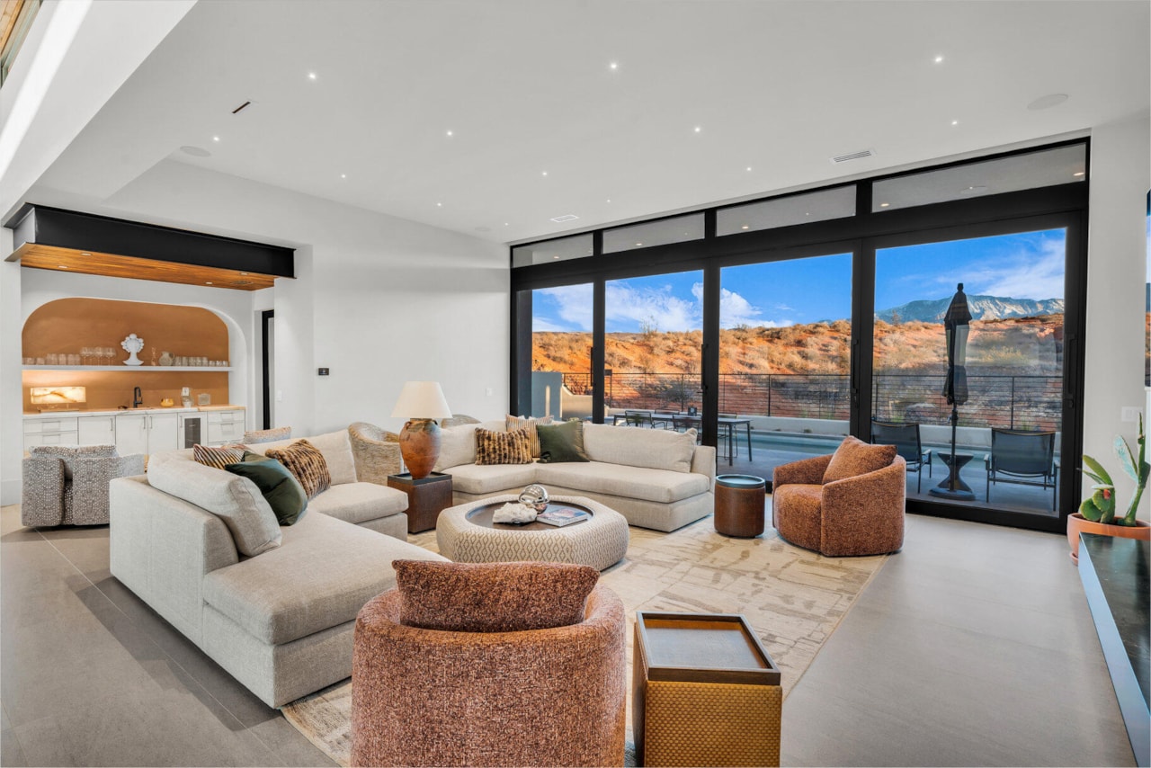 63 E Colima RD Washington, UT 84780 home for sale, MLS#25-258462 - Erika Rogers Photo 16