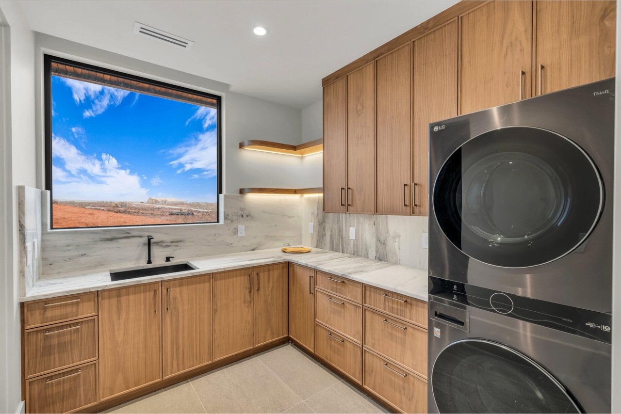 63 E Colima RD Washington, UT 84780 home for sale, MLS#25-258462 - Erika Rogers Photo 43