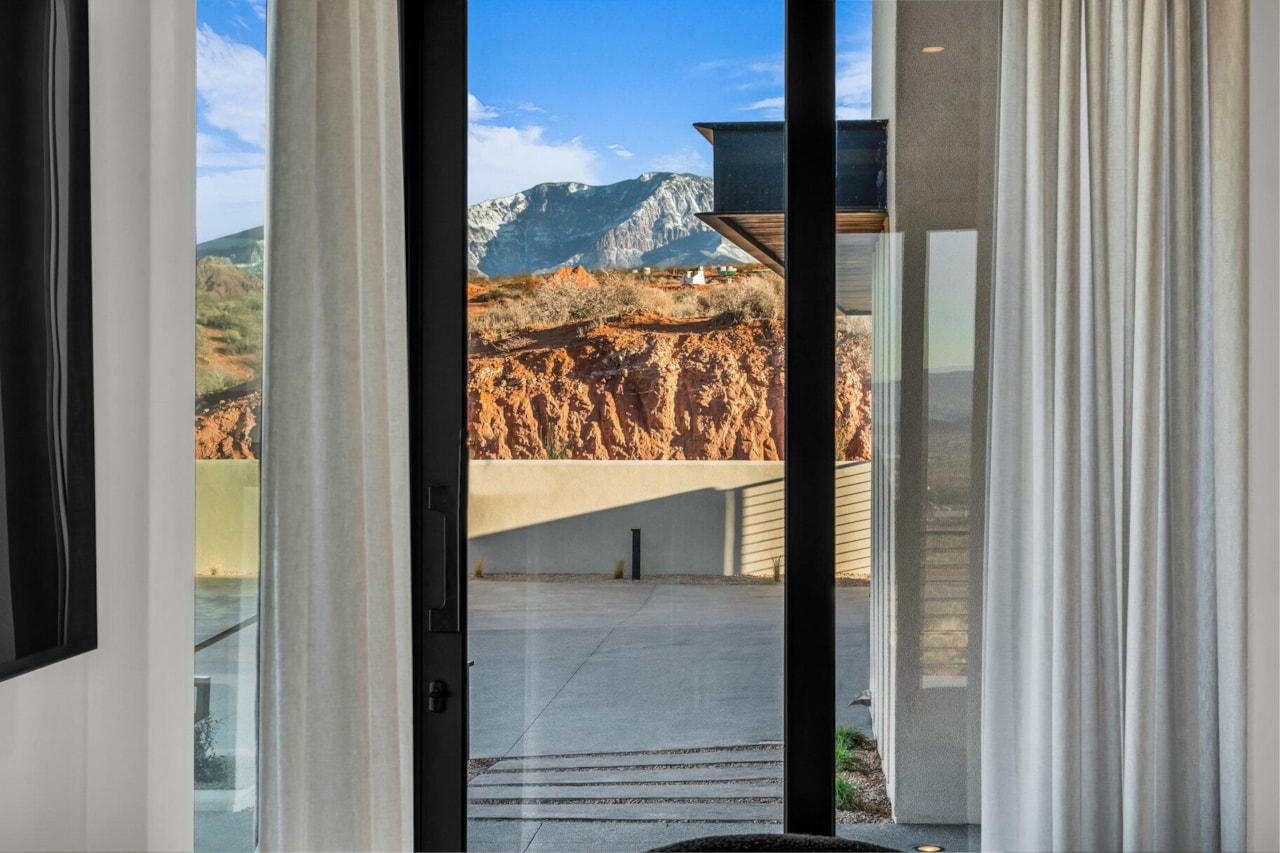 63 E Colima RD Washington, UT 84780 home for sale, MLS#25-258462 - Erika Rogers Photo 62