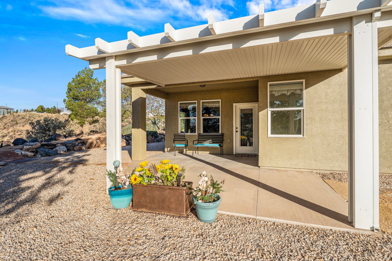 205 W Terrace CIR Toquerville, UT 84774 home for sale, MLS#25-267065 - Erika Rogers Photo 23