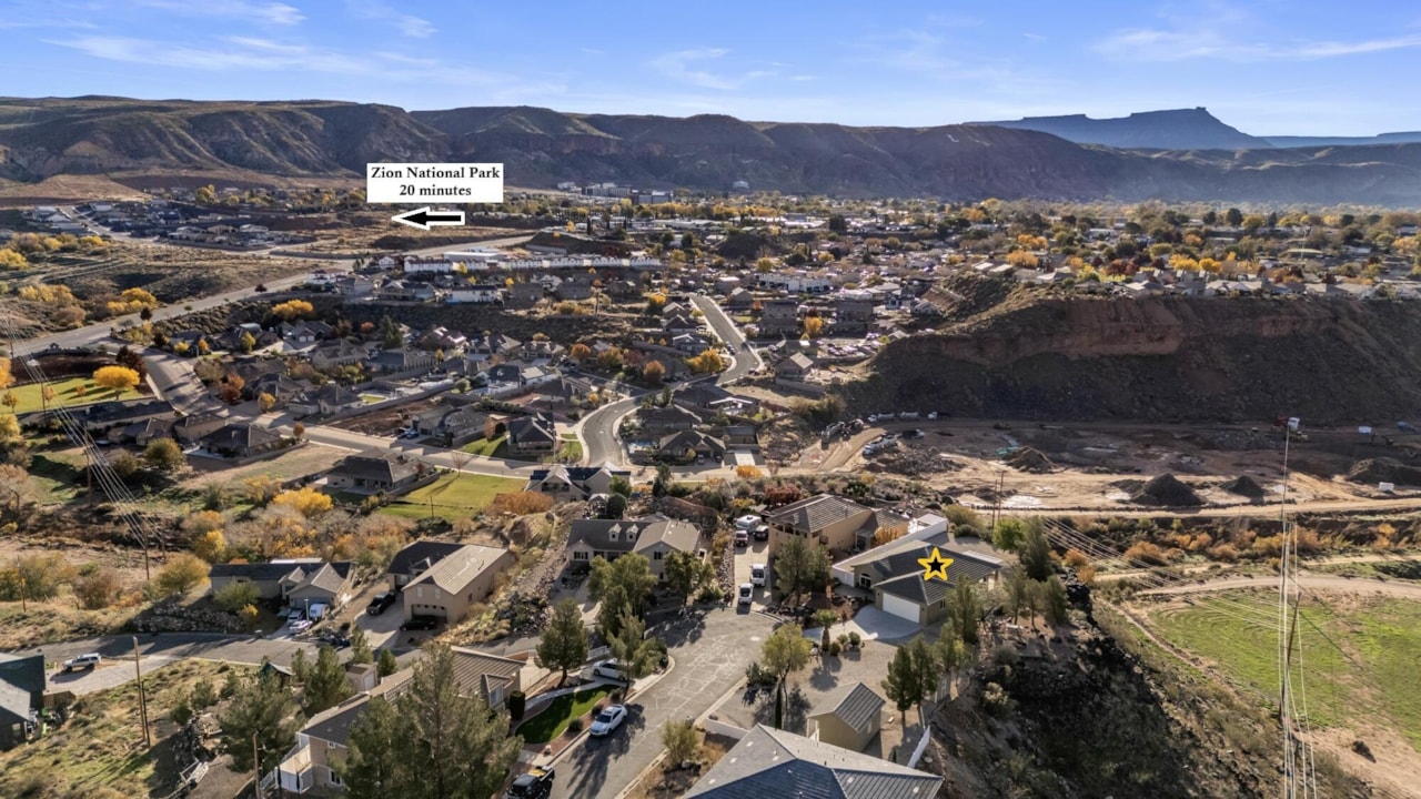 205 W Terrace CIR Toquerville, UT 84774 home for sale, MLS#25-267065 - Erika Rogers Photo 4