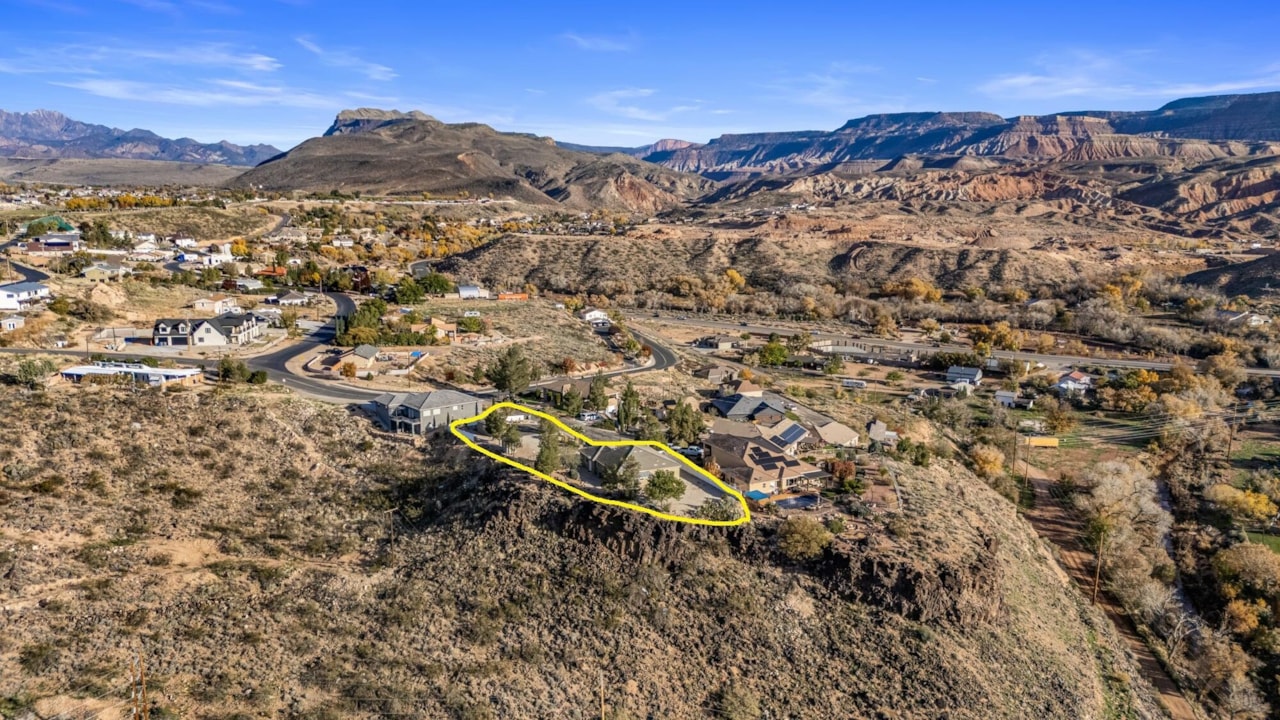 205 W Terrace CIR Toquerville, UT 84774 home for sale, MLS#25-267065 - Erika Rogers Photo 34