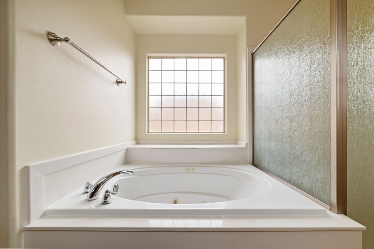 922 E Silver Shadows DR Washington, UT 84780 home for sale, MLS#25-267115 - Erika Rogers Photo 14