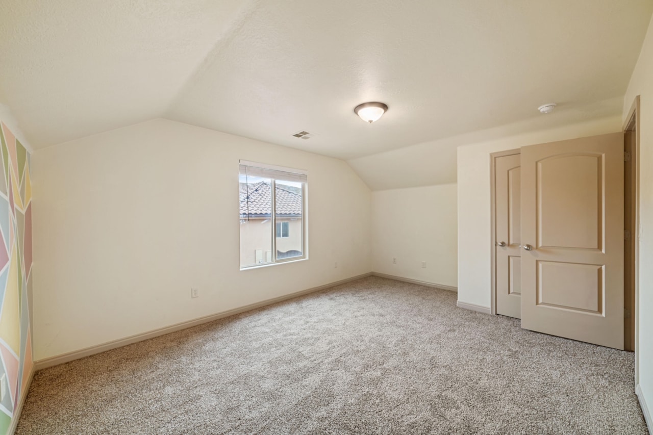 922 E Silver Shadows DR Washington, UT 84780 home for sale, MLS#25-267115 - Erika Rogers Photo 23