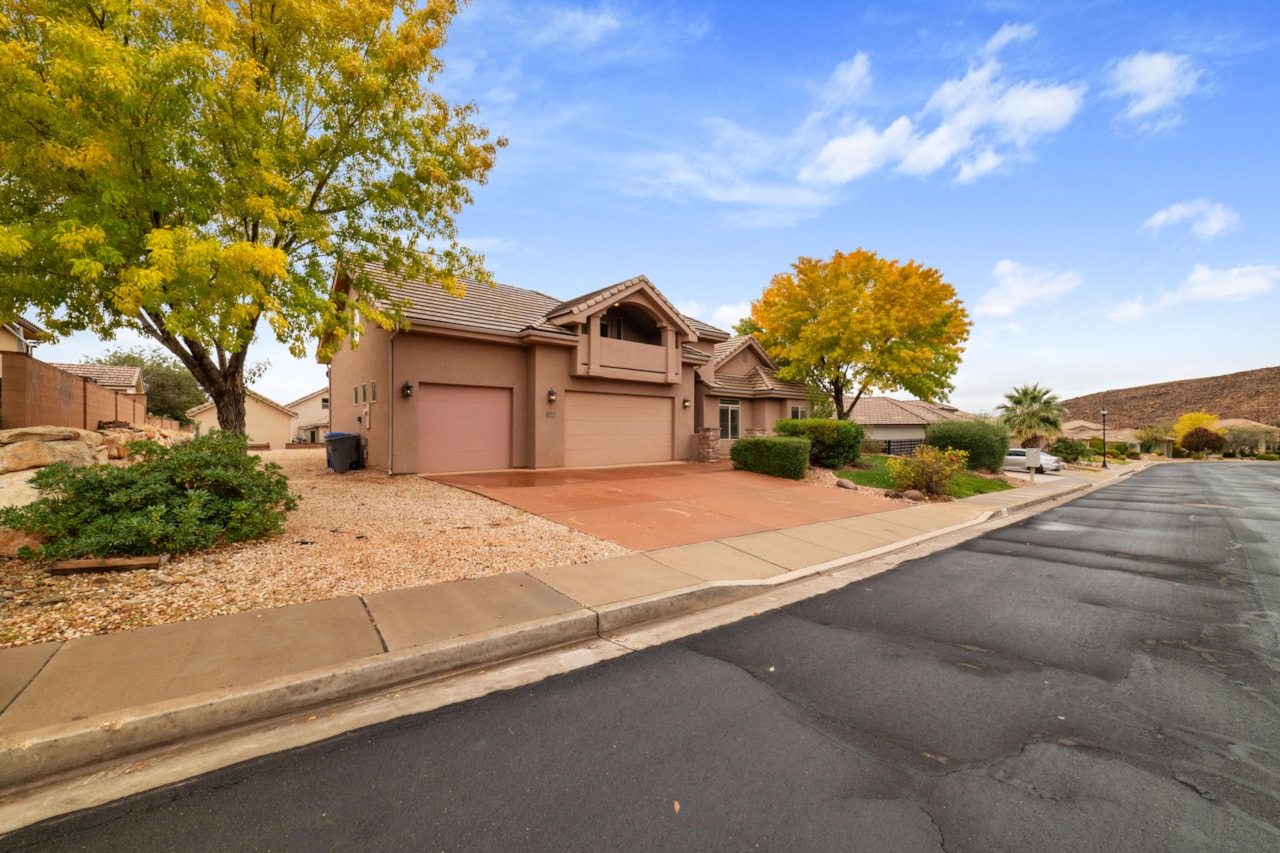 922 E Silver Shadows DR Washington, UT 84780 home for sale, MLS#25-267115 - Erika Rogers Photo 30