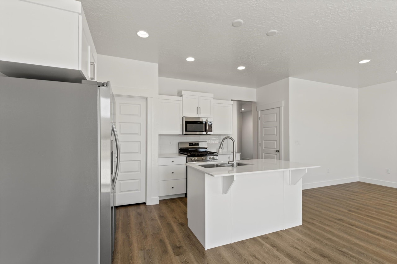 Lot 211 Paraiso Hurricane, UT 84737 home for sale, MLS#25-267126 - Erika Rogers Photo 8