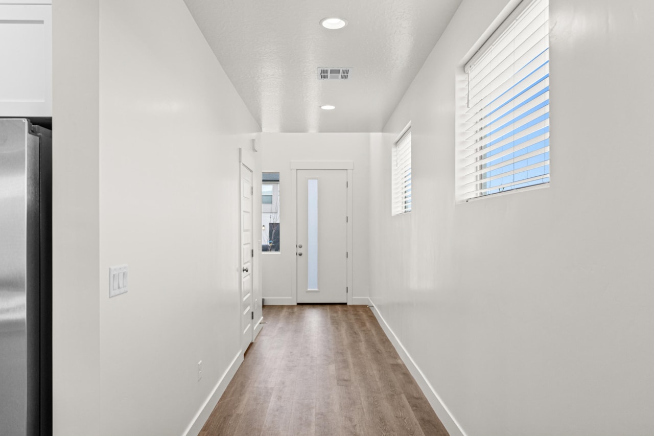 Lot 320 Southern View St George, UT 84790 home for sale, MLS#25-267140 - Erika Rogers Photo 8