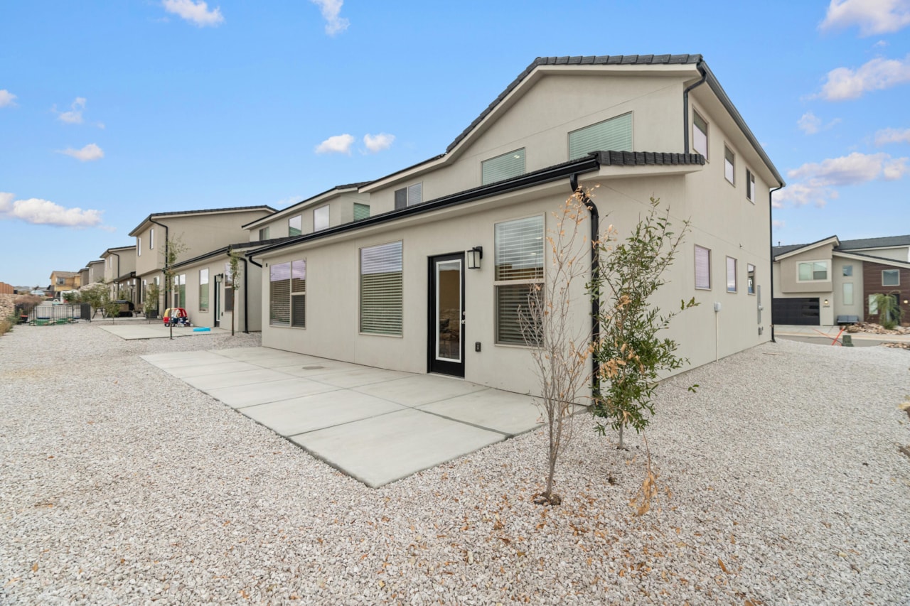 Lot 309 Southern View St George, UT 84790 home for sale, MLS#25-267134 - Erika Rogers Photo 5