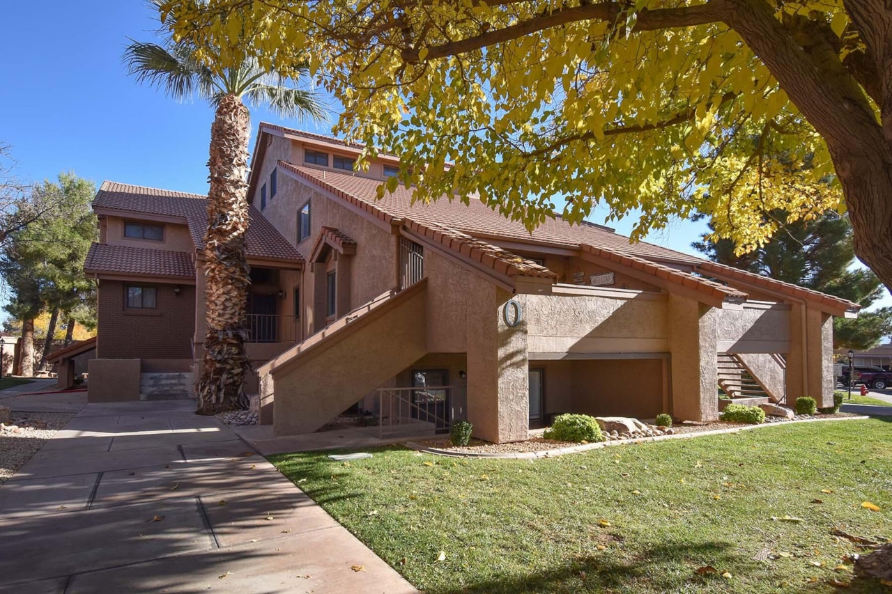 860 S Village #O8 St George, UT 84770 condo for sale, MLS#25-267145 - Erika Rogers