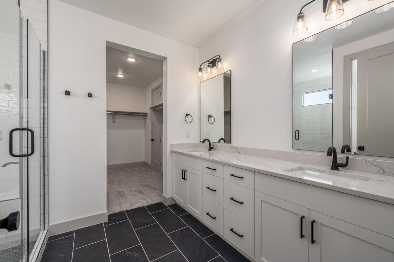 1579 N Horizon Parkway #124 Washington, UT 84780 home for sale, MLS#25-265646 - Erika Rogers Photo 13