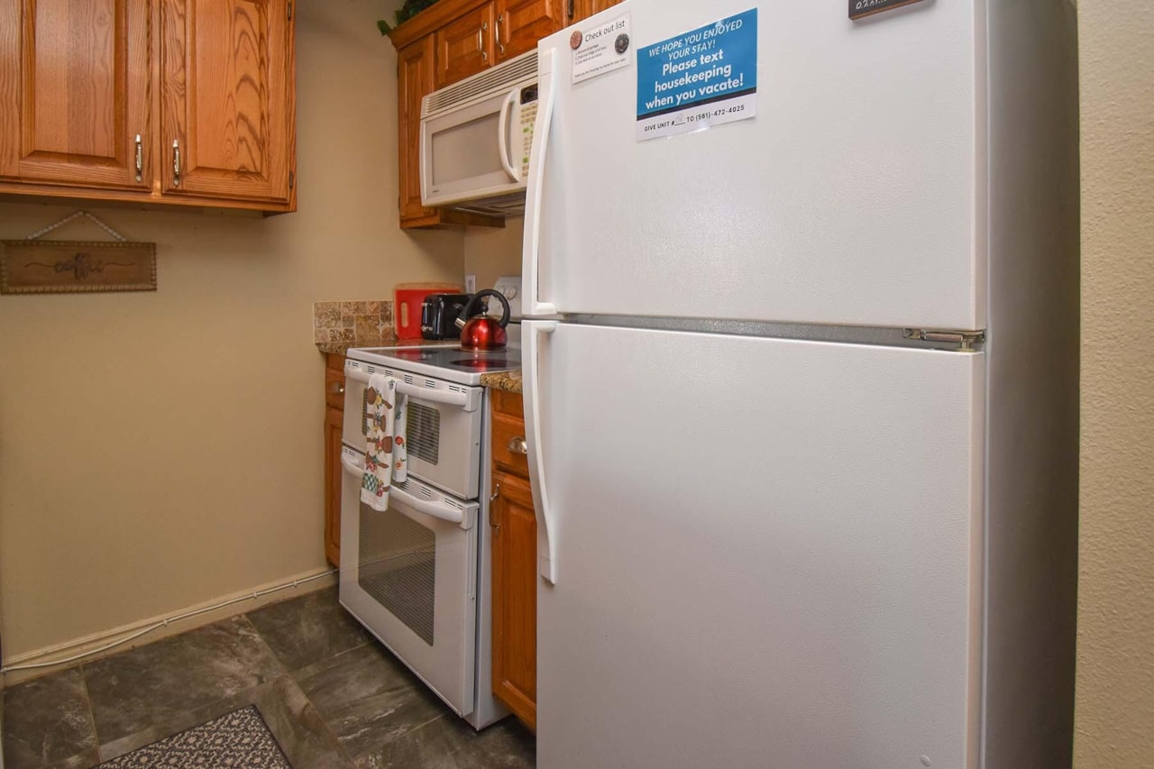 860 S Village #O8 St George, UT 84770 condo for sale, MLS#25-267145 - Erika Rogers Photo 14