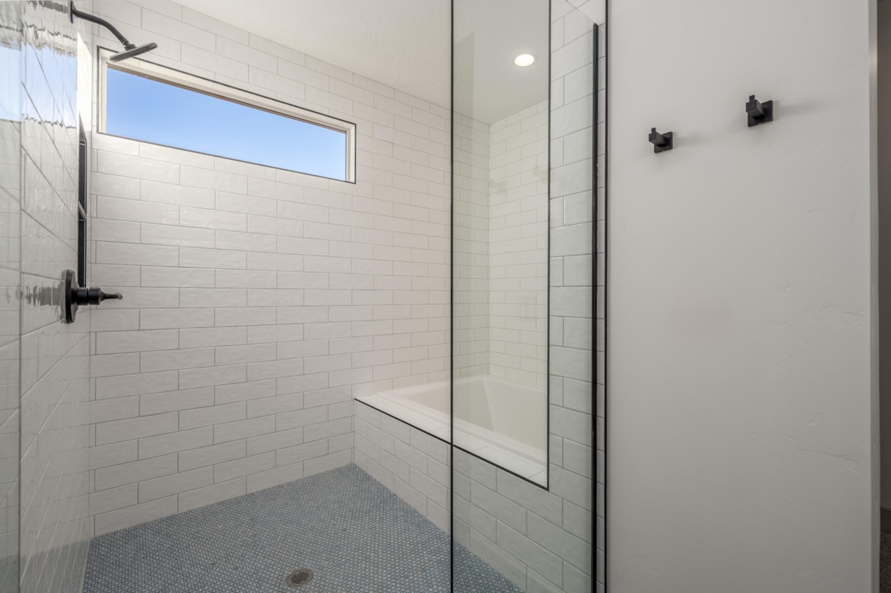 1579 N Horizon Parkway #124 Washington, UT 84780 home for sale, MLS#25-265646 - Erika Rogers Photo 14