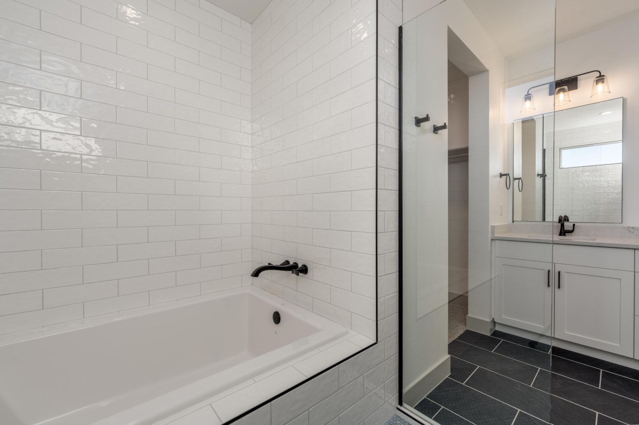 1579 N Horizon Parkway #124 Washington, UT 84780 home for sale, MLS#25-265646 - Erika Rogers Photo 15