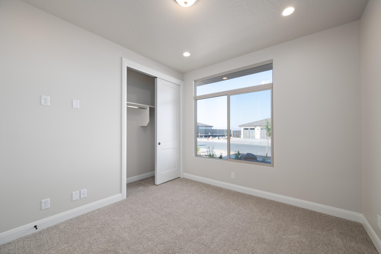 1545 N Daylight ST #129 Washington, UT 84780 home for sale, MLS#25-265654 - Erika Rogers Photo 14