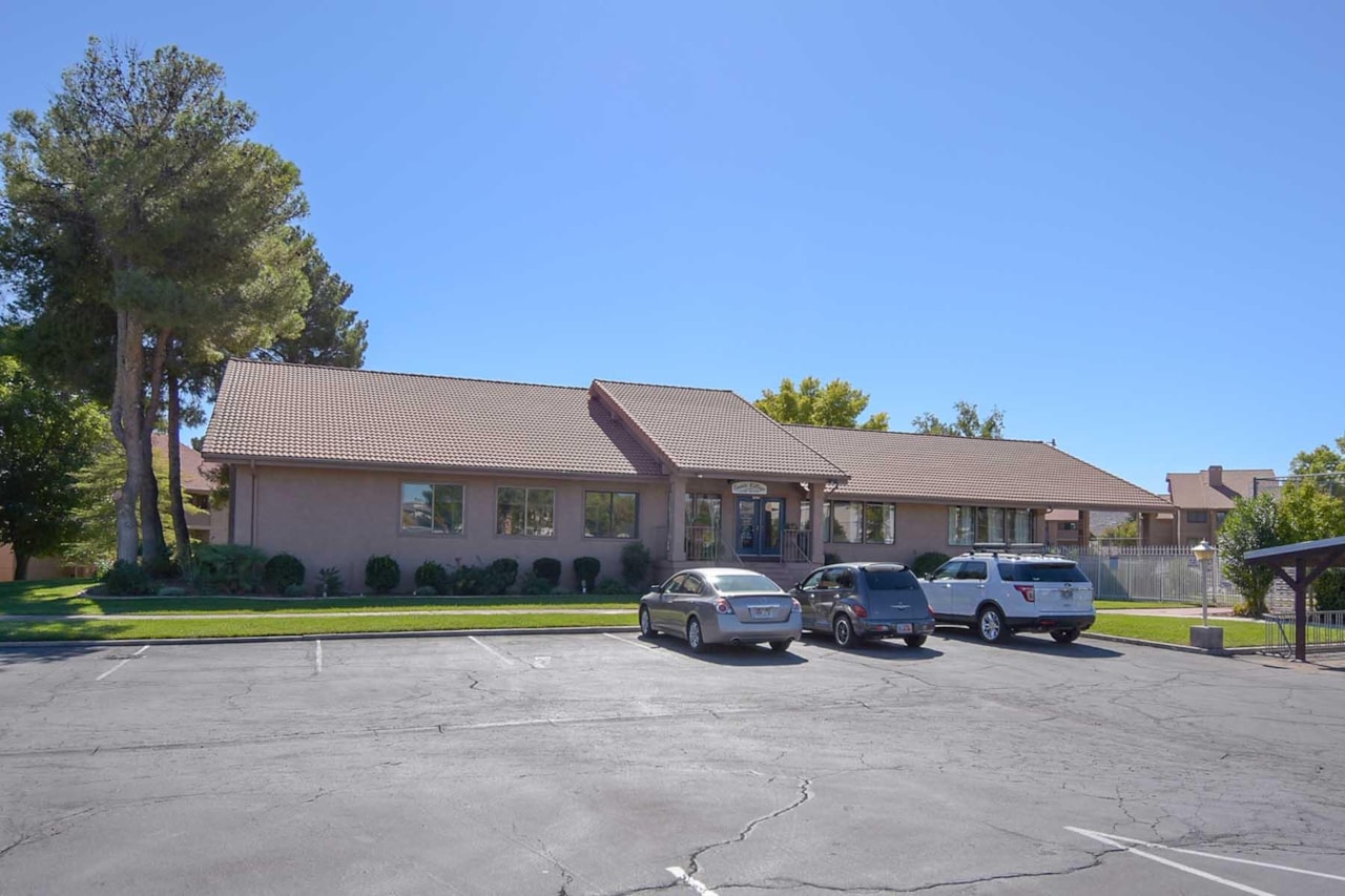 860 S Village #O8 St George, UT 84770 condo for sale, MLS#25-267145 - Erika Rogers Photo 20