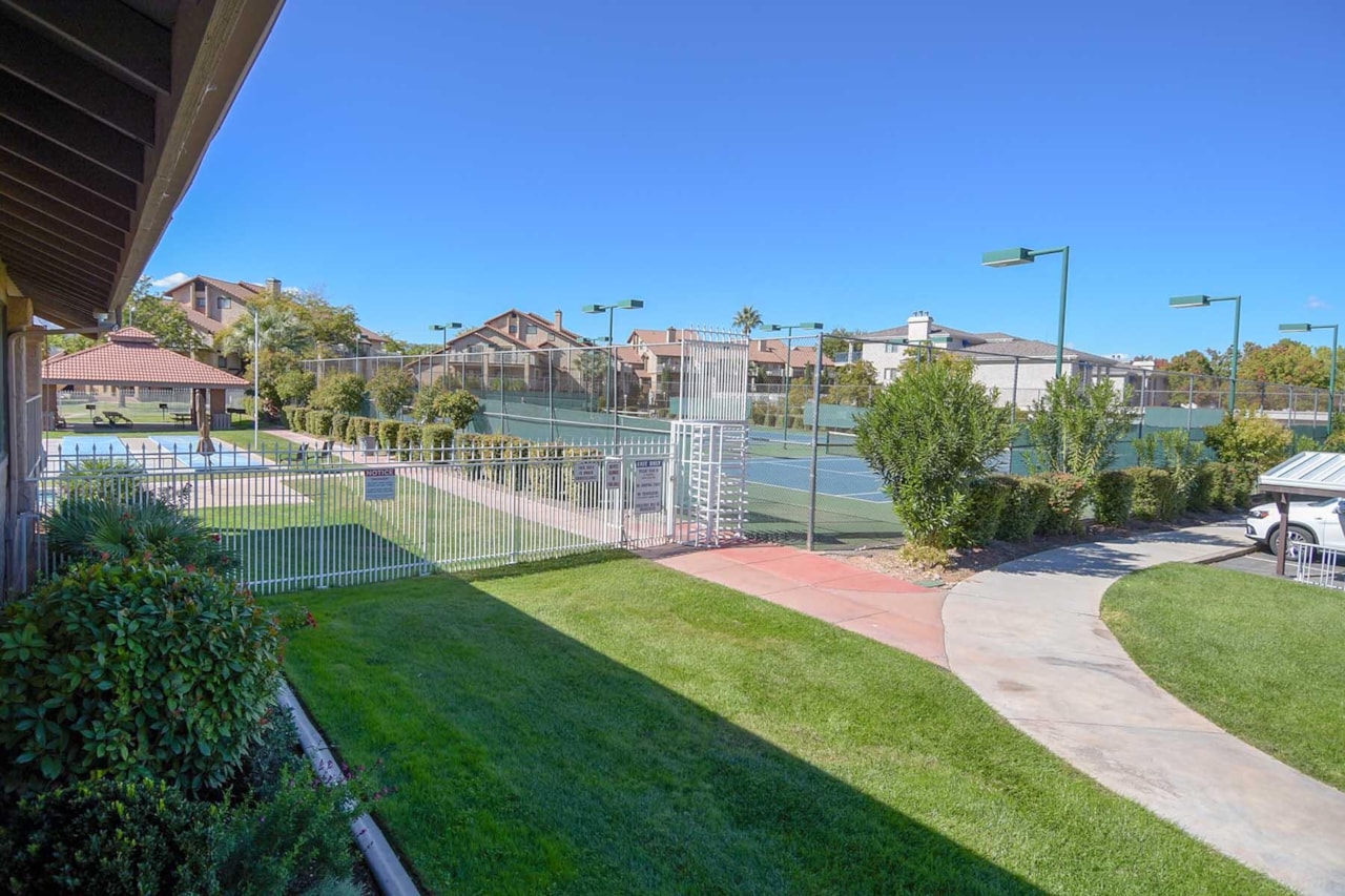 860 S Village #O8 St George, UT 84770 condo for sale, MLS#25-267145 - Erika Rogers Photo 26