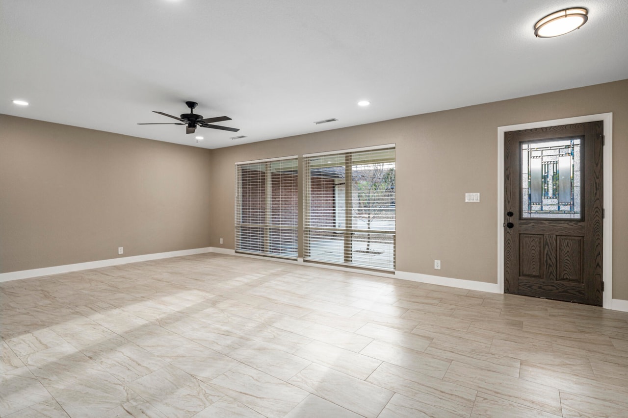 3407 S Comanche RD St George, UT 84790 home for sale, MLS#25-267157 - Erika Rogers Photo 14