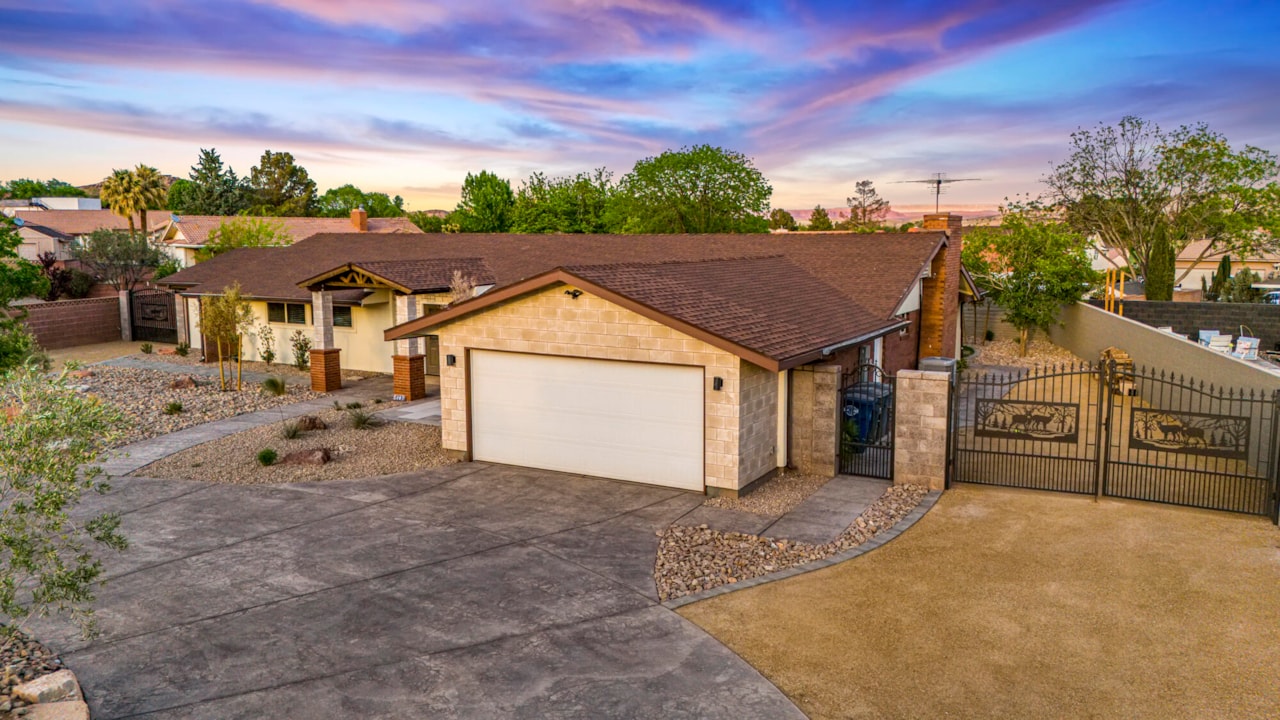 3407 S Comanche RD St George, UT 84790 home for sale, MLS#25-267157 - Erika Rogers Photo 28