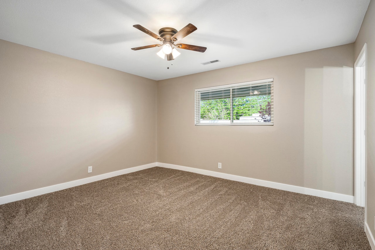 3407 S Comanche RD St George, UT 84790 home for sale, MLS#25-267157 - Erika Rogers Photo 49