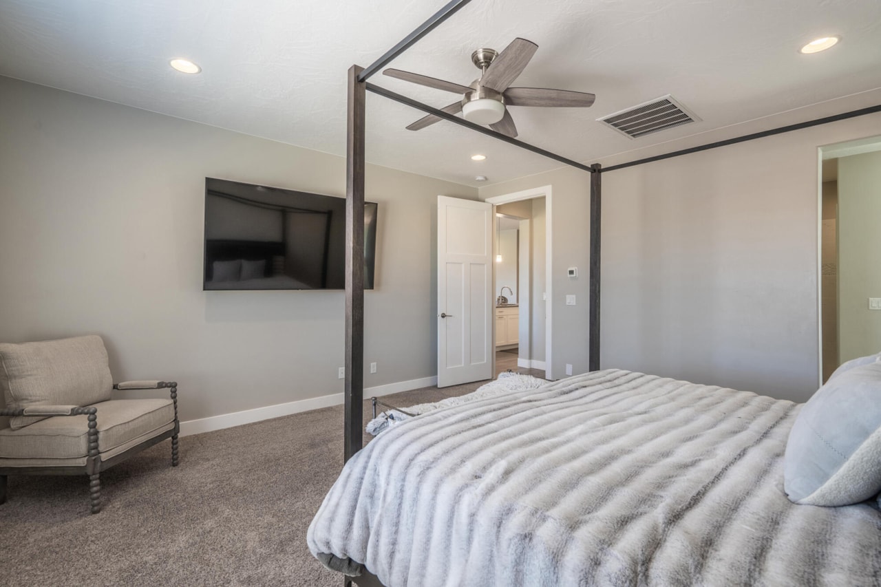 3080 E Rimrunner DR St George, UT 84790 home for sale, MLS#25-267161 - Erika Rogers Photo 22