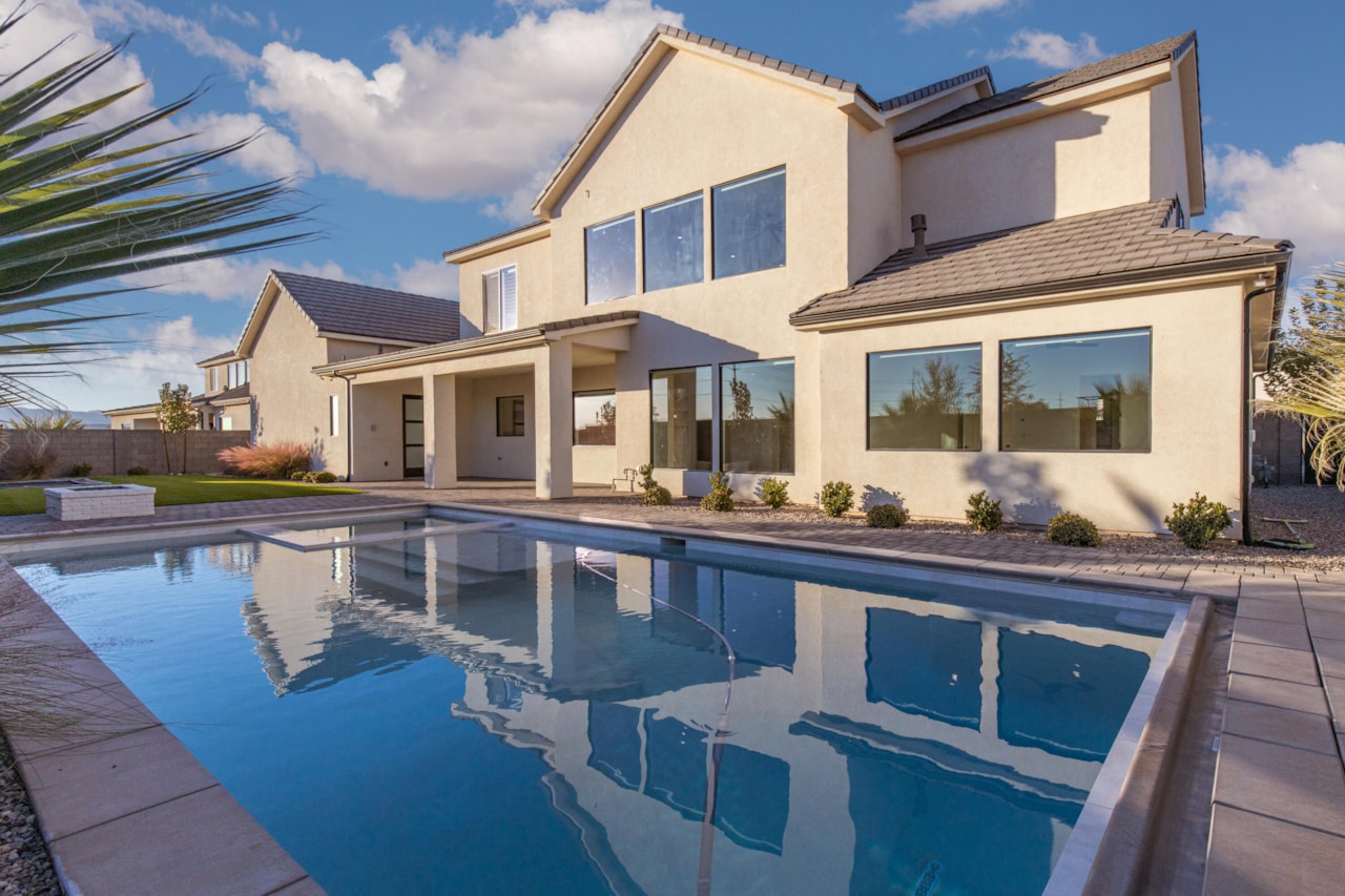 624 E Pine ST Washington, UT 84780 home for sale, MLS#25-266988 - Erika Rogers Photo 3