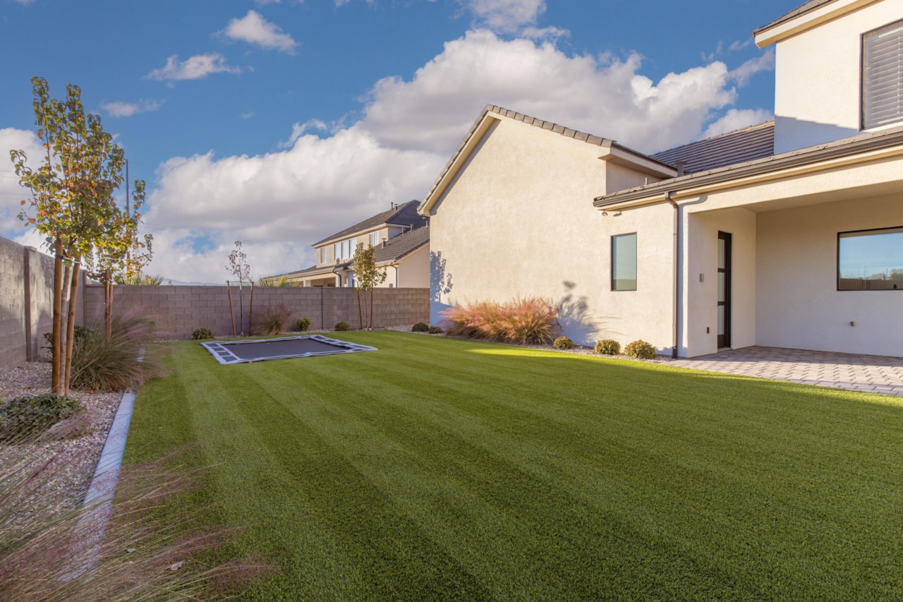 624 E Pine ST Washington, UT 84780 home for sale, MLS#25-266988 - Erika Rogers Photo 7