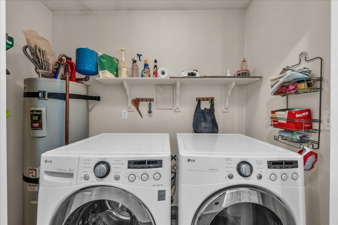 210 N Mall DR #64 St George, UT 84790 home for sale, MLS#25-267169 - Erika Rogers Photo 13