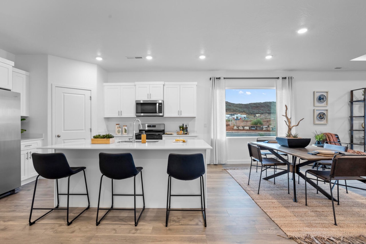 1343 S Hidden Passage Cove #4022 Washington, UT 84780 home for sale, MLS#25-267163 - Erika Rogers Photo 11