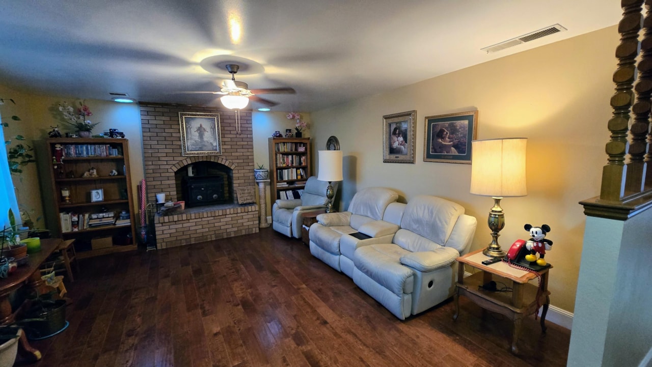 651 N Quail Ridge DR Washington, UT 84780 home for sale, MLS#25-267175 - Erika Rogers Photo 10