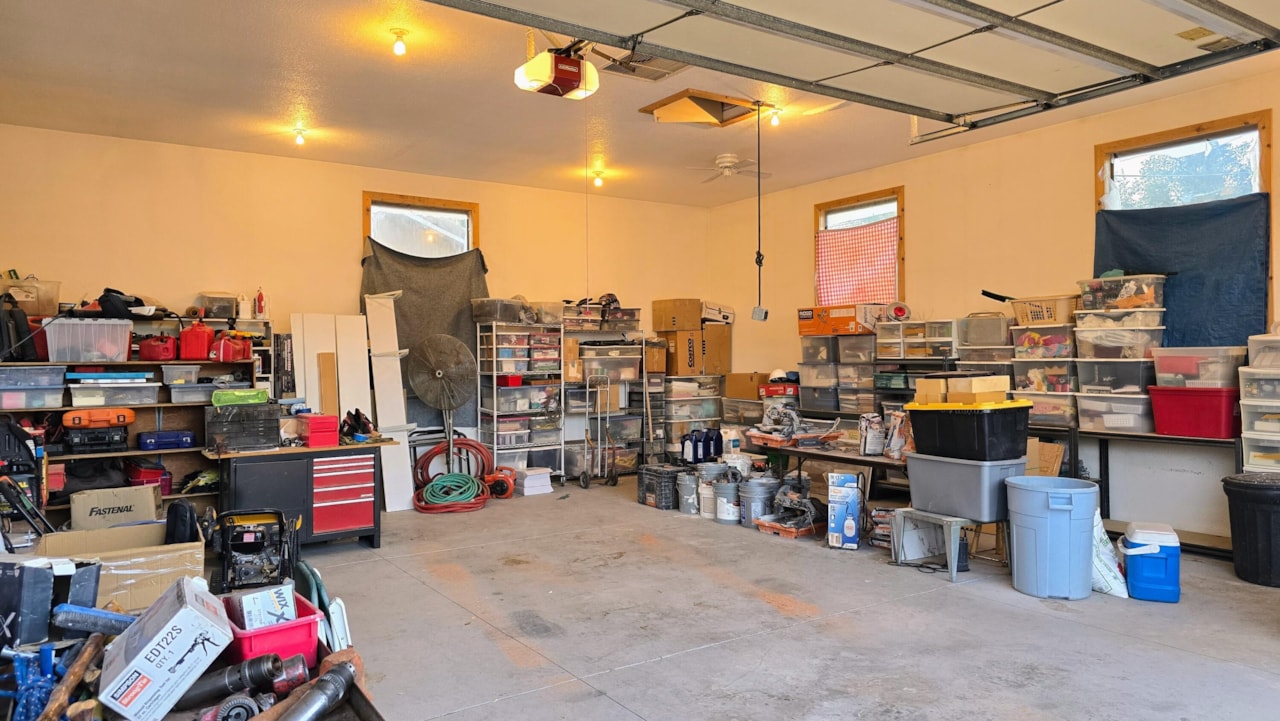 651 N Quail Ridge DR Washington, UT 84780 home for sale, MLS#25-267175 - Erika Rogers Photo 19