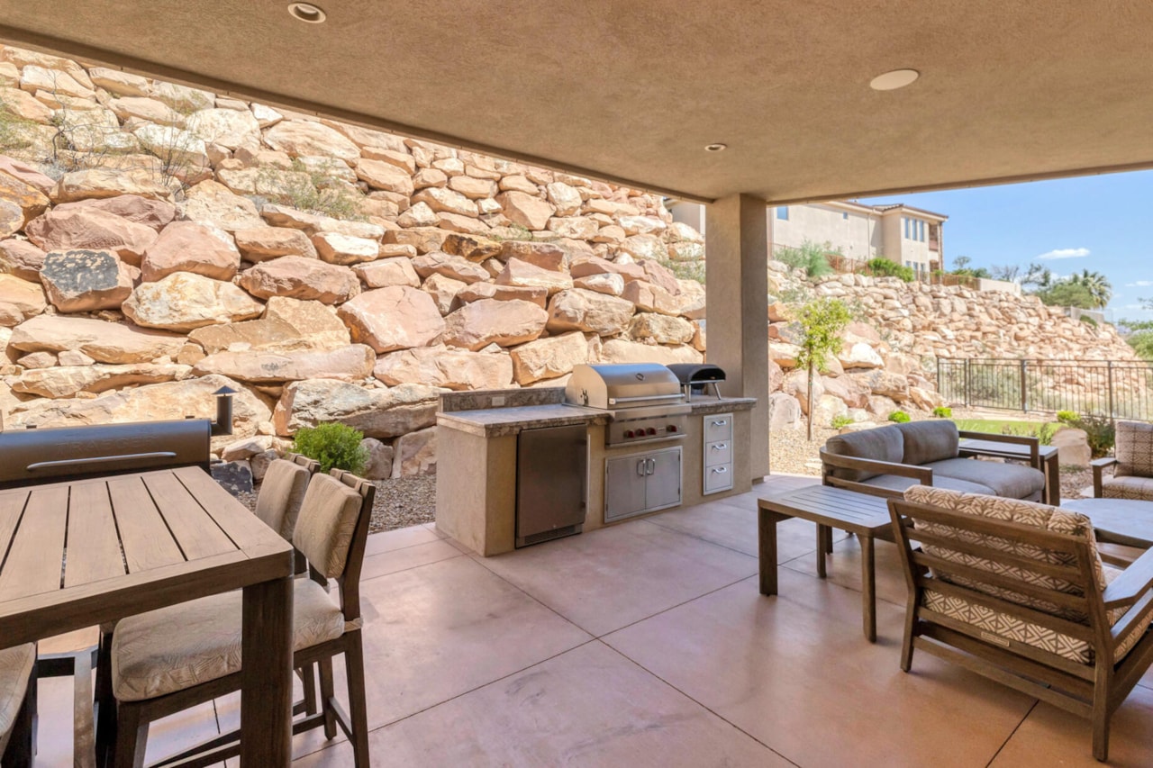 1648 S Quartz DR St George, UT 84790 home for sale, MLS#25-267190 - Erika Rogers Photo 51