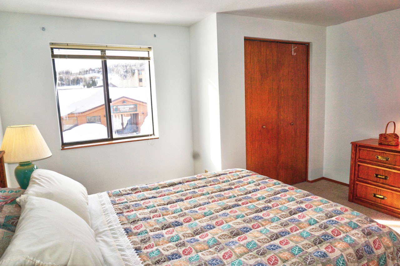 464 N Hwy 143 #A213 Brian Head, UT 84719 condo for sale, MLS#25-267193 - Erika Rogers Photo 15