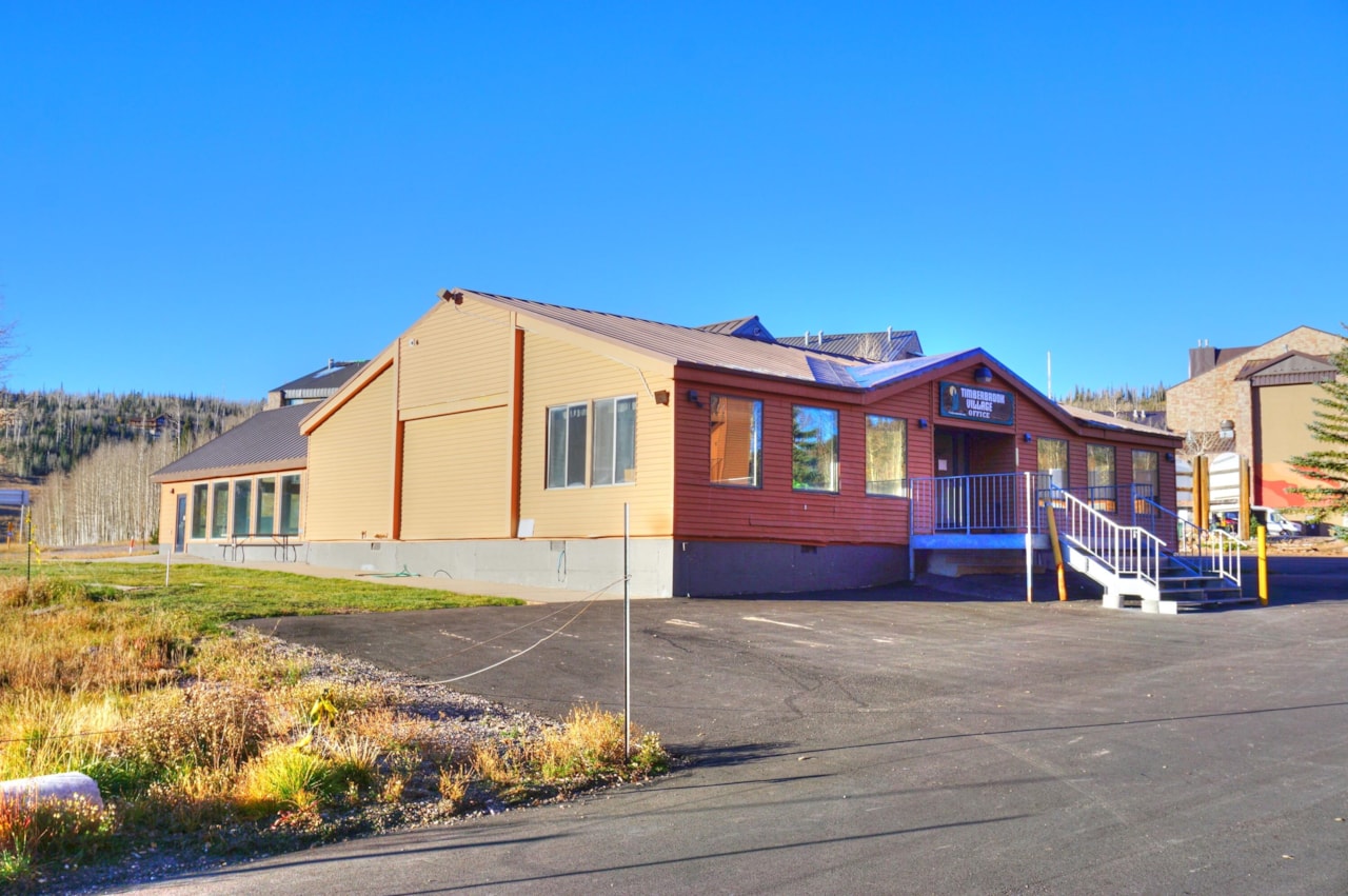 464 N Hwy 143 #A213 Brian Head, UT 84719 condo for sale, MLS#25-267193 - Erika Rogers Photo 23