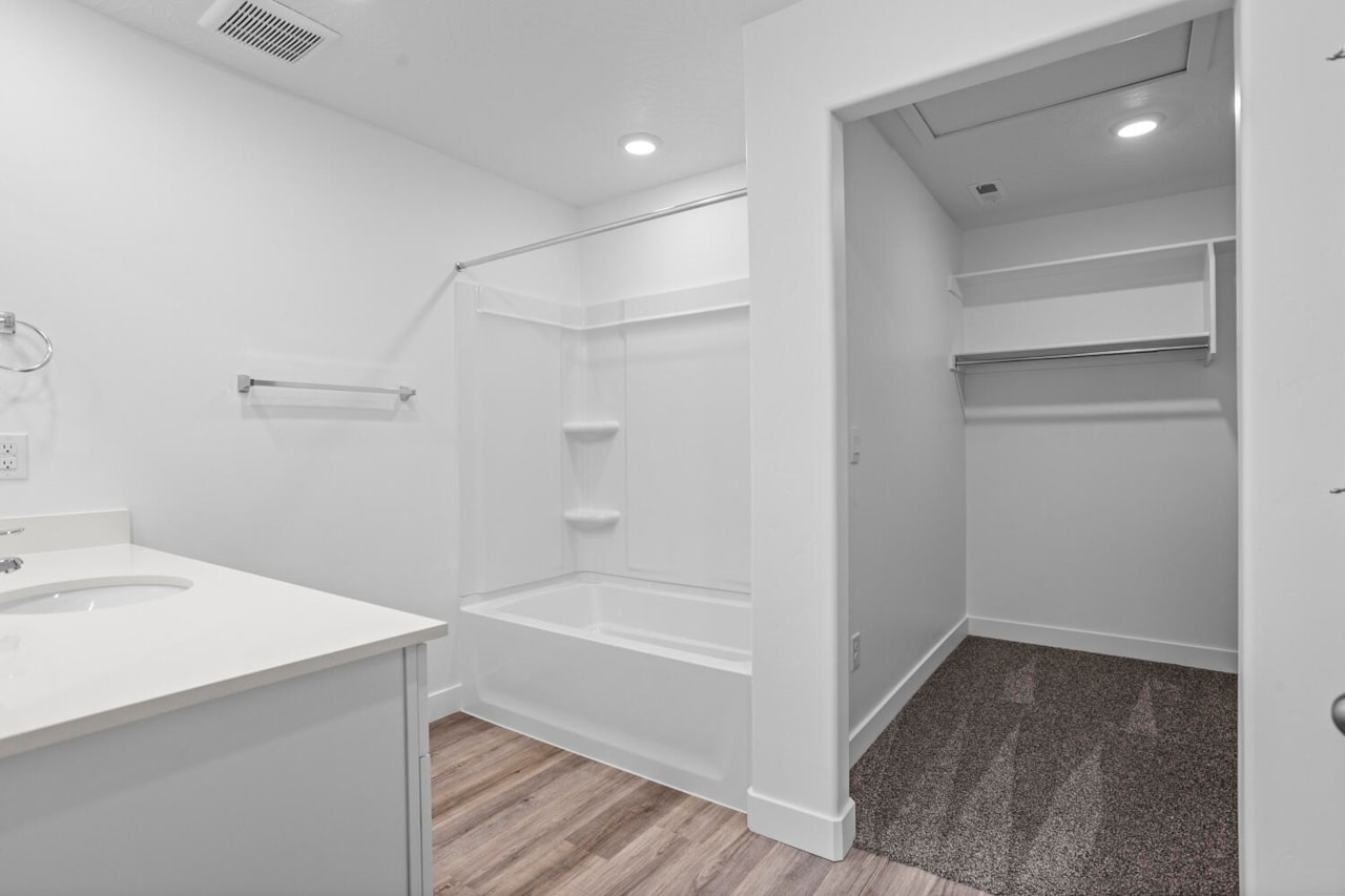 1492 S Sinawava DR #4130 Washington, UT 84780 home for sale, MLS#25-267168 - Erika Rogers Photo 19