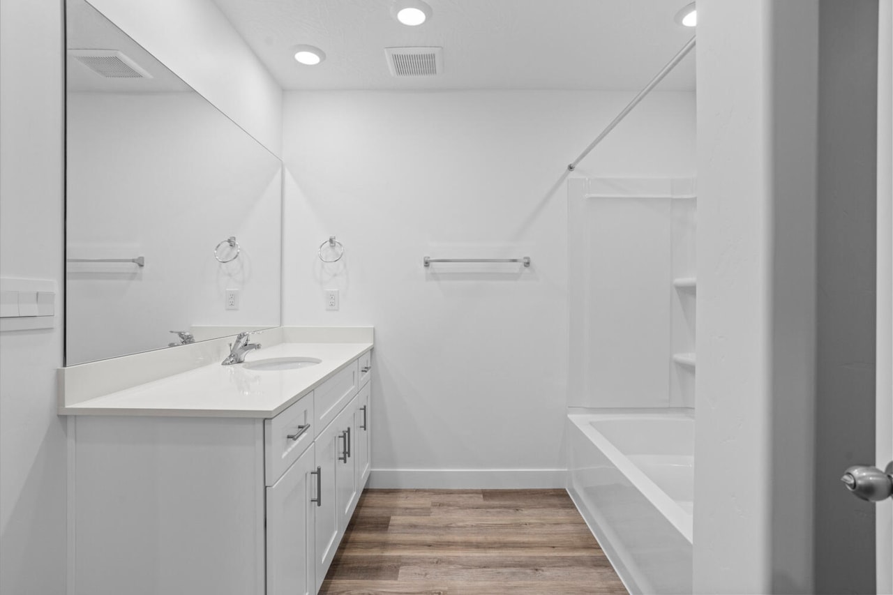 1492 S Sinawava DR #4130 Washington, UT 84780 home for sale, MLS#25-267168 - Erika Rogers Photo 21