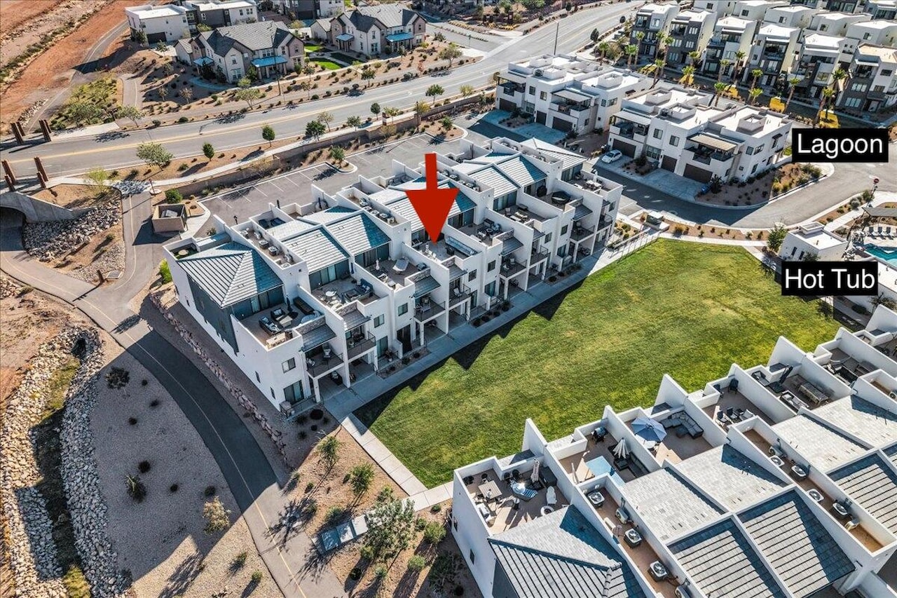 710 W Akoya Pearl ST #84 St George, UT 84790 home for sale, MLS#25-267194 - Erika Rogers Photo 17