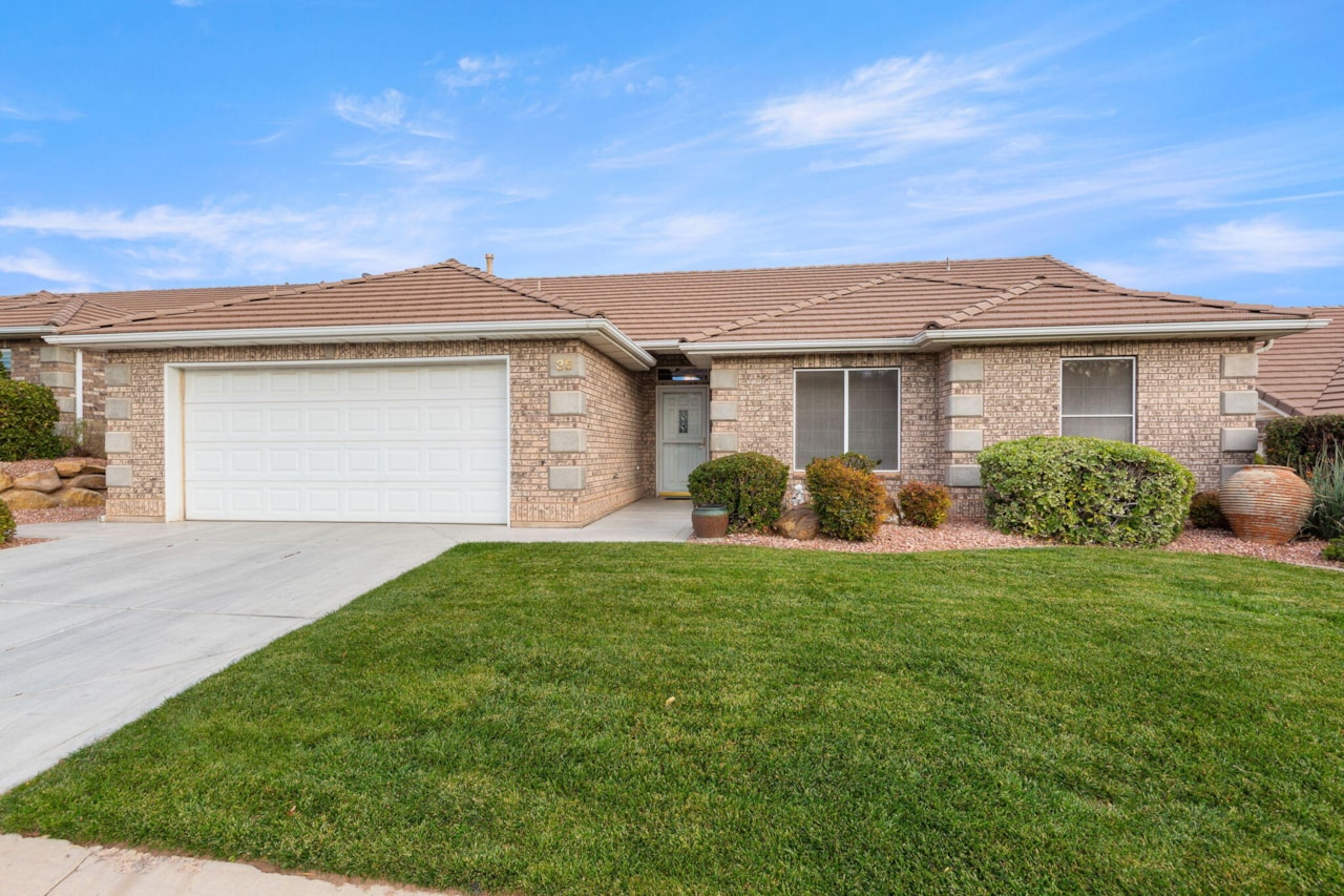 145 N Mall #35 St George, UT 84790 home for sale, MLS#25-267221 - Erika Rogers