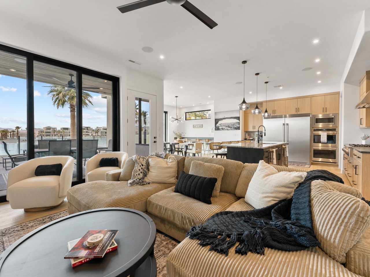 780 W Akoya Pearl ST St George, UT 84790 home for sale, MLS#25-267218 - Erika Rogers Photo 4