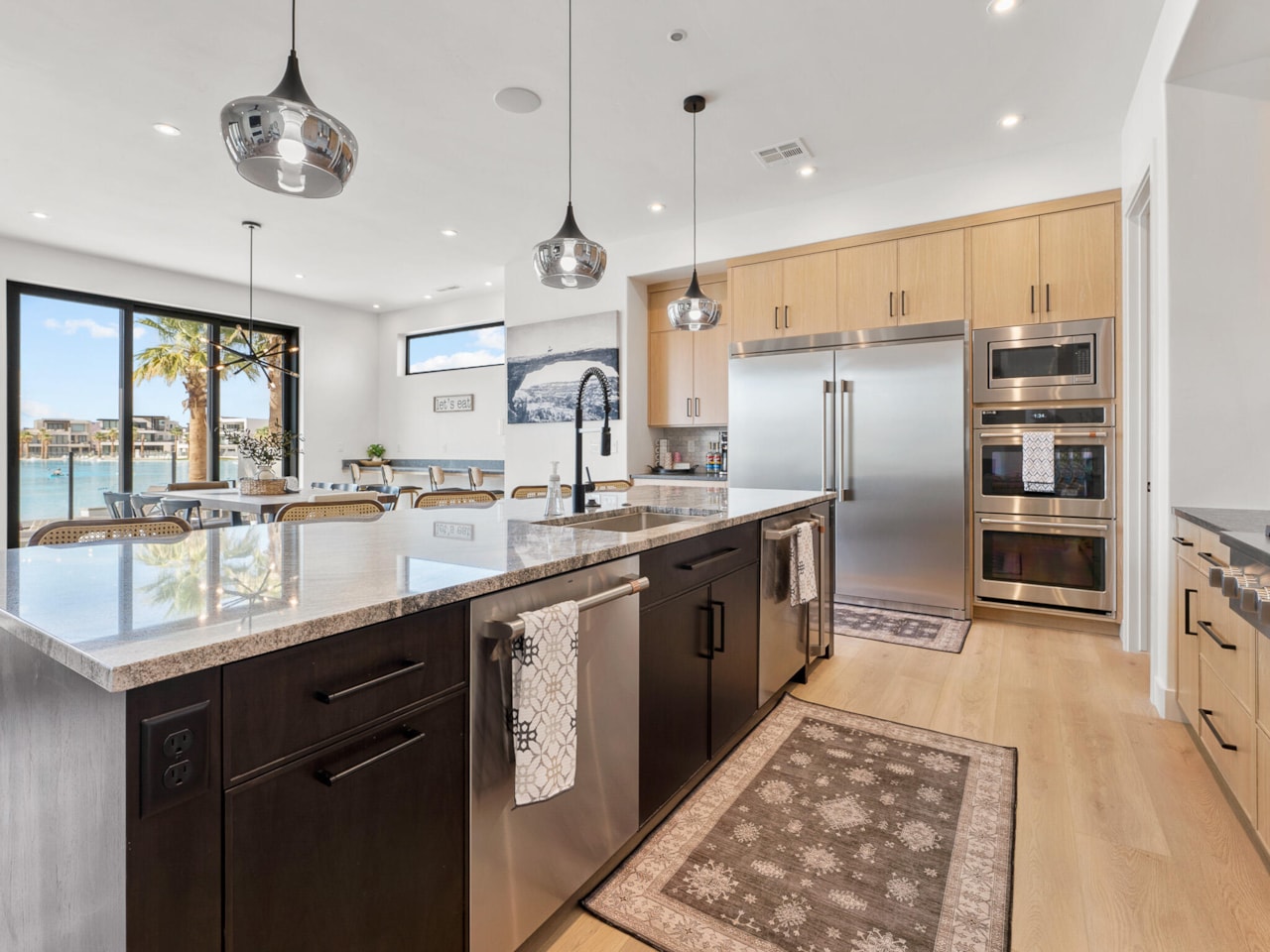 780 W Akoya Pearl ST St George, UT 84790 home for sale, MLS#25-267218 - Erika Rogers Photo 6