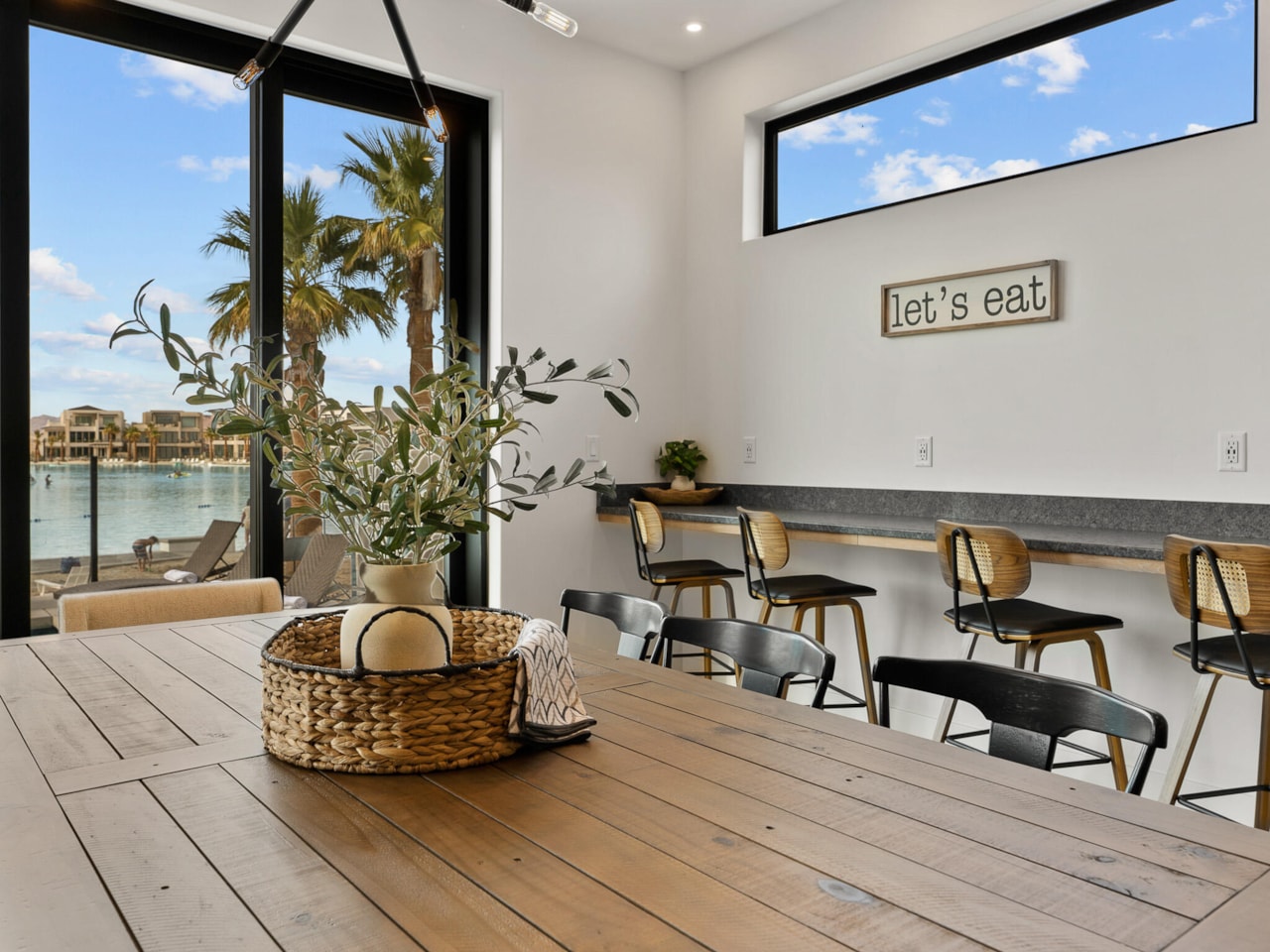 780 W Akoya Pearl ST St George, UT 84790 home for sale, MLS#25-267218 - Erika Rogers Photo 10