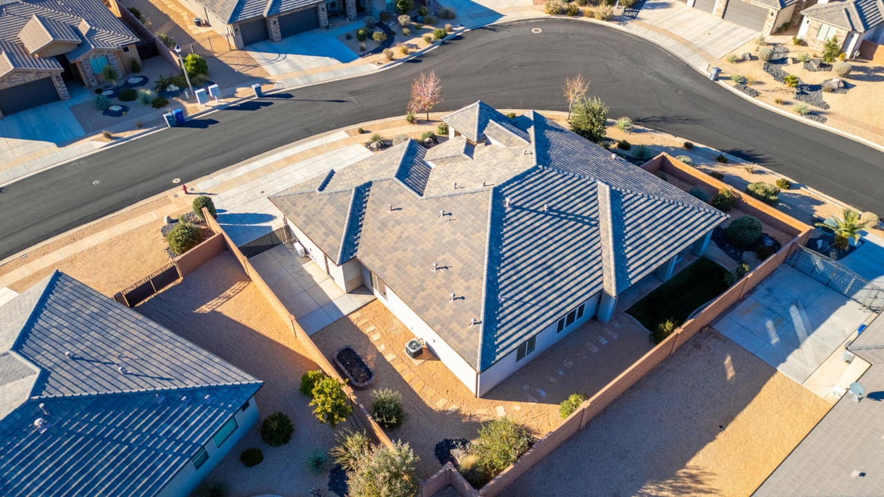 2872 N Kenzies Way Santa Clara, UT 84765 home for sale, MLS#25-267229 - Erika Rogers Photo 15